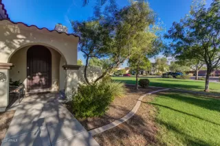 Photo #2: 6105617 Listing 