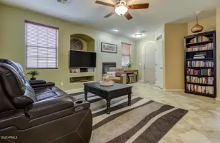 Photo #4: 6105617 Listing 