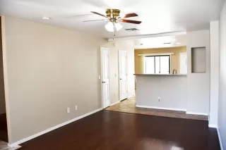 Photo #4: 6105674 Listing