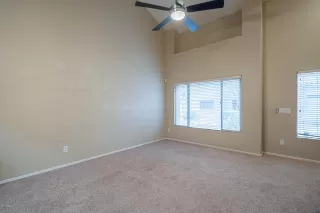 Photo #5: 6105783 Listing