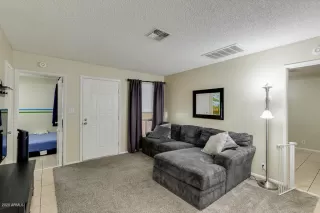 Photo #4: 6105807 Listing 