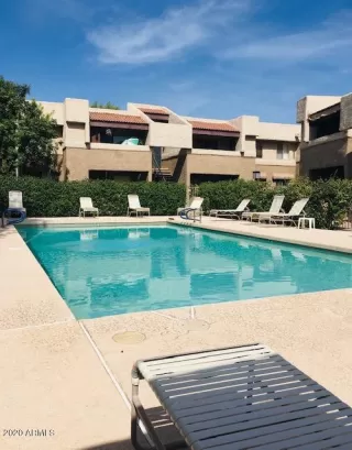 Photo #3: 6106092 Listing 