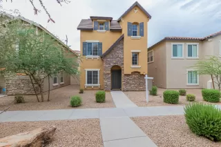 Photo #1: 6106127 Listing