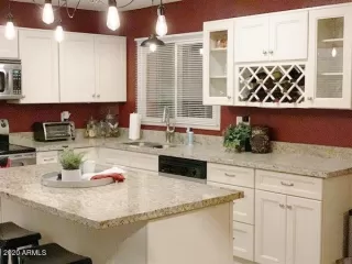 Photo #3: 6106176 Listing