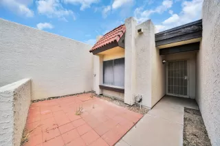 Photo #2: 6106273 Listing