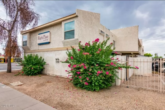 MLS: 6106349 Condo For Sale