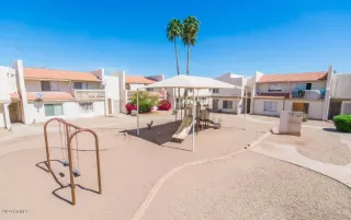 Photo #2: 6106349 Listing