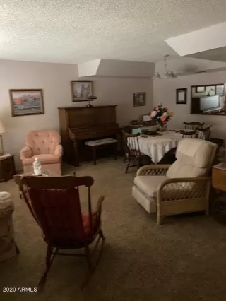 Photo #5: 6106443 Listing