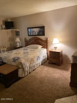 Photo #6: 6106443 Listing