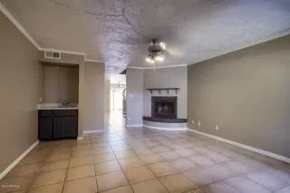 Photo #3: 6106532 Listing