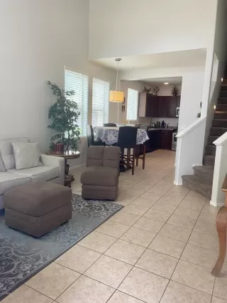 Photo #5: 6106538 Listing