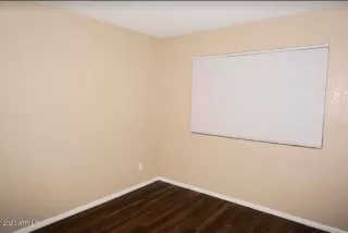 Photo #6: 6106836 Listing