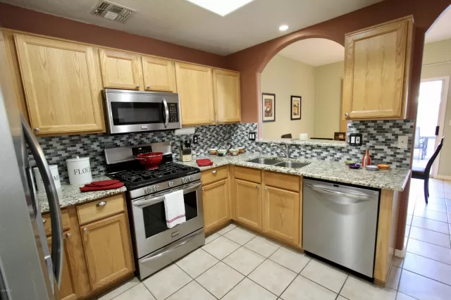 MLS: 6106849 Condo For Sale