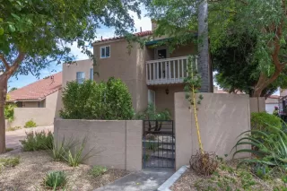 Photo #1: 6106878 Listing