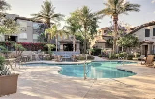 Photo #2: 6106961 Listing