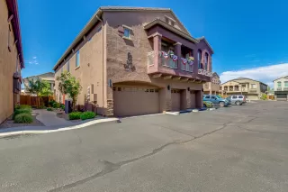 Photo #1: 6107157 Listing