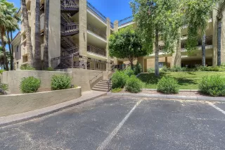 Photo #1: 6107200 Listing 