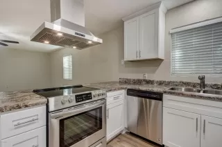 Photo #1: 6107277 Listing