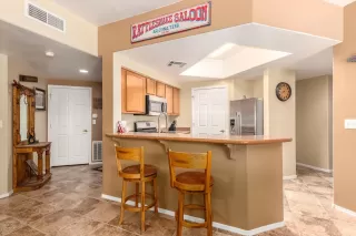 Photo #2: 6107312 Listing 