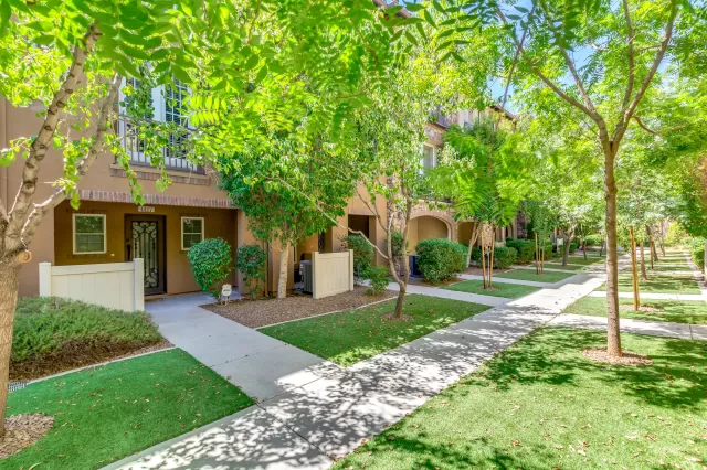 MLS: 6107330 Condo For Sale