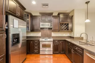 Photo #1: 6107330 Listing