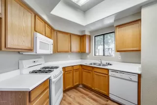 Photo #1: 6107349 Listing 