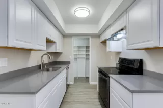 Photo #6: 6107351 Listing 