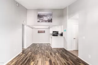 Photo #5: 6107394 Listing 