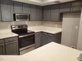 Photo #5: 6107433 Listing