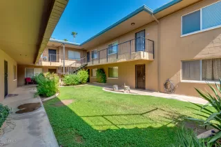 Photo #4: 6107444 Listing