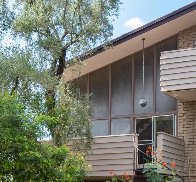 MLS: 6107536 Condo For Sale