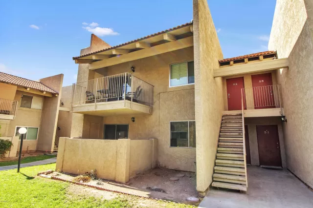 MLS: 6107640 Condo For Sale