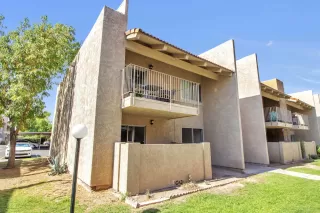Photo #1: 6107640 Listing