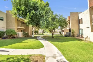 Photo #3: 6107640 Listing
