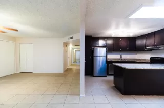 Photo #6: 6107648 Listing 