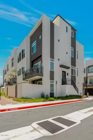 Photo #1: 6107659 Listing