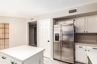 Photo #5: 6107662 Listing 