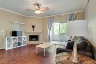 Photo #4: 6107713 Listing