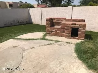 Photo #2: 6107736 Listing