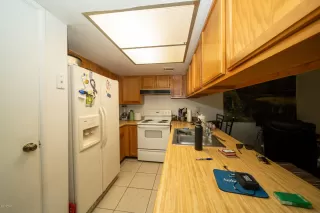 Photo #2: 6107950 Listing