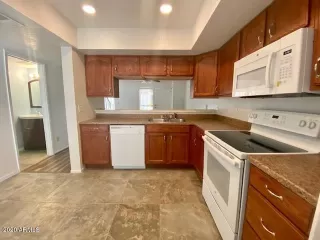 Photo #2: 6108150 Listing