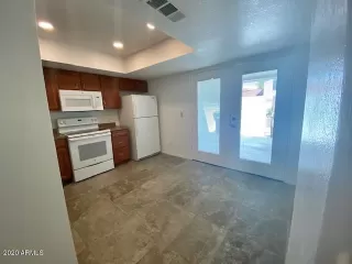 Photo #4: 6108150 Listing