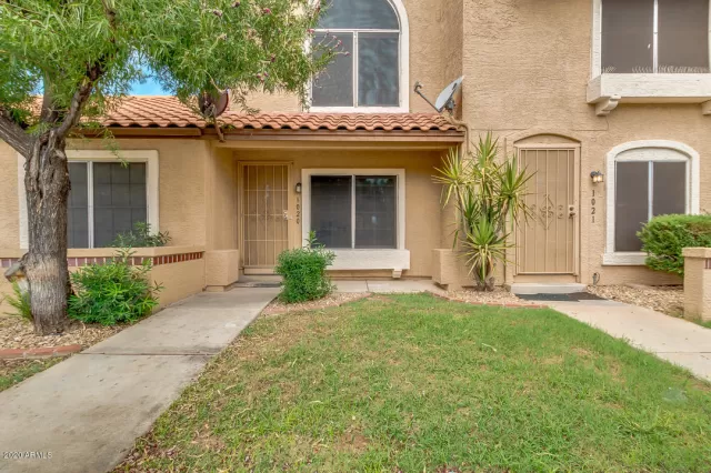 MLS: 6108207 Condo For Sale