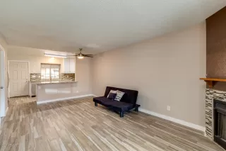 Photo #2: 6108207 Listing 