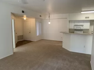 Photo #2: 6108304 Listing 
