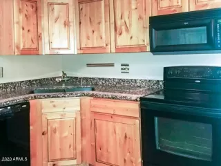 Photo #2: 6108317 Listing 