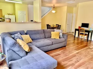 Photo #1: 6108346 Listing 