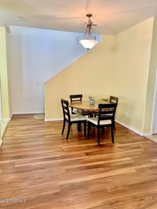 Photo #4: 6108346 Listing 