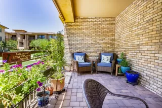 Photo #2: 6108477 Listing