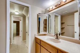 Photo #6: 6108500 Listing 